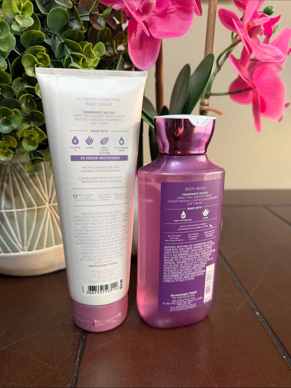 Bath and Bodywork’s Sweet Pea NWT - Picture 2 of 2
